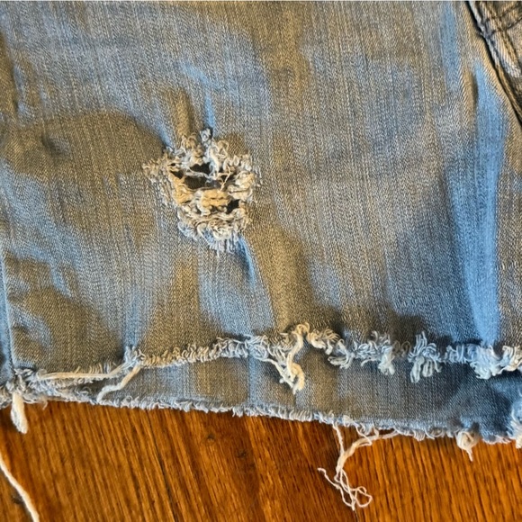 Calvin Klein Light Blue Denim Jean Shorts Womens Size 29 - Picture 5 of 5